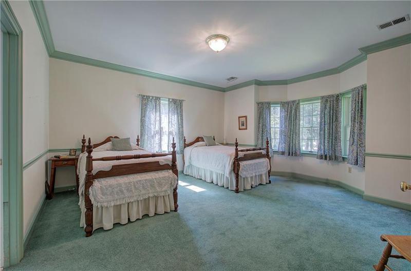 Image for property 45 Latimer Lane, Cartersville, GA 30121