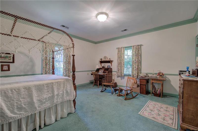 Image for property 45 Latimer Lane, Cartersville, GA 30121