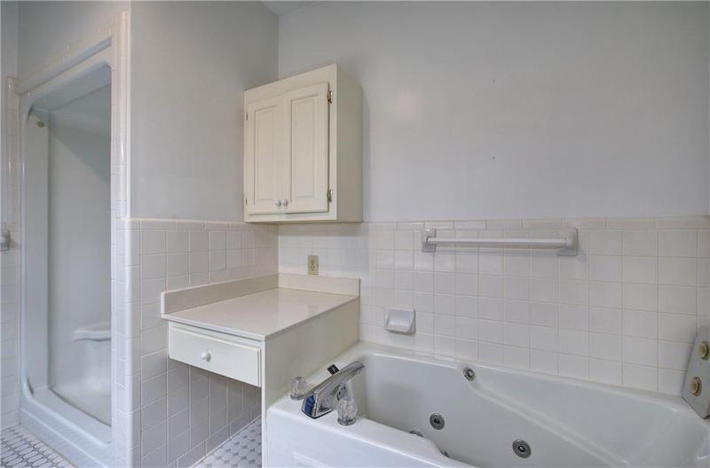 Image for property 45 Latimer Lane, Cartersville, GA 30121