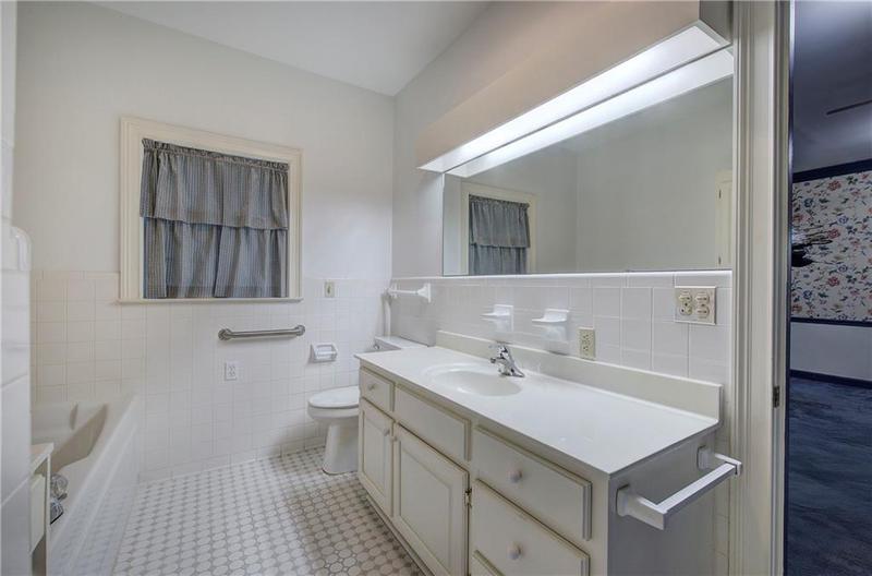 Image for property 45 Latimer Lane, Cartersville, GA 30121