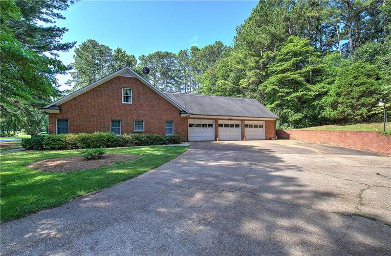 Image for property 45 Latimer Lane, Cartersville, GA 30121