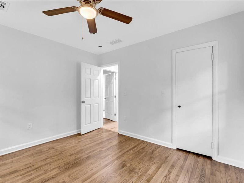 Image for property 5840 CRABAPPLE Drive, Mableton, GA 30126