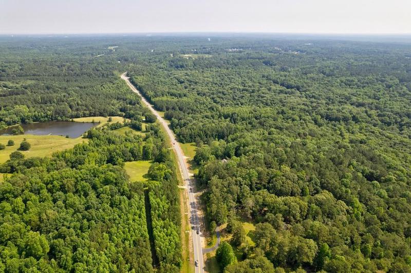 Image for property 551 Veterans Parkway, Fayetteville, GA 30214