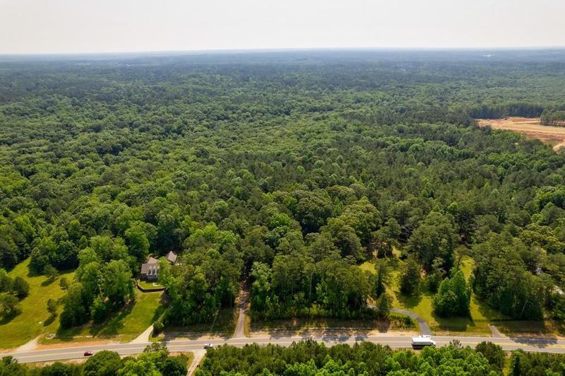 Image for property 551 Veterans Parkway, Fayetteville, GA 30214