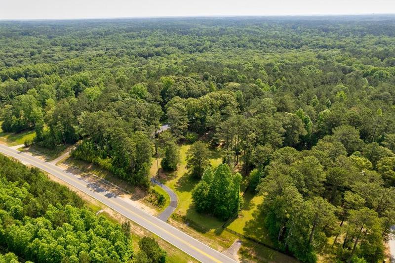 Image for property 551 Veterans Parkway, Fayetteville, GA 30214