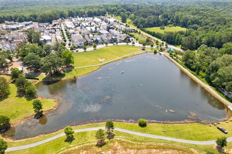 Image for property 551 Veterans Parkway, Fayetteville, GA 30214