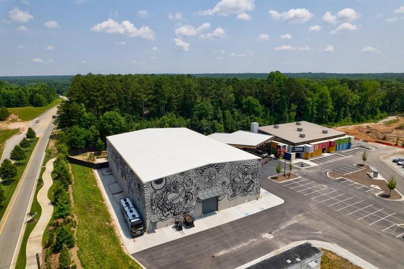 Image for property 551 Veterans Parkway, Fayetteville, GA 30214