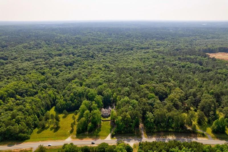 Image for property 551 Veterans Parkway, Fayetteville, GA 30214