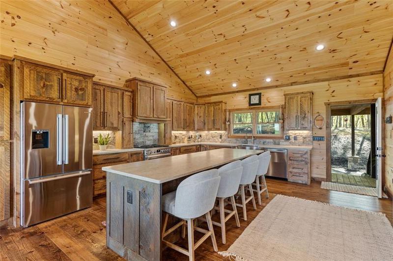 Image for property 95 Upper Ridge Trail, Morganton, GA 30560