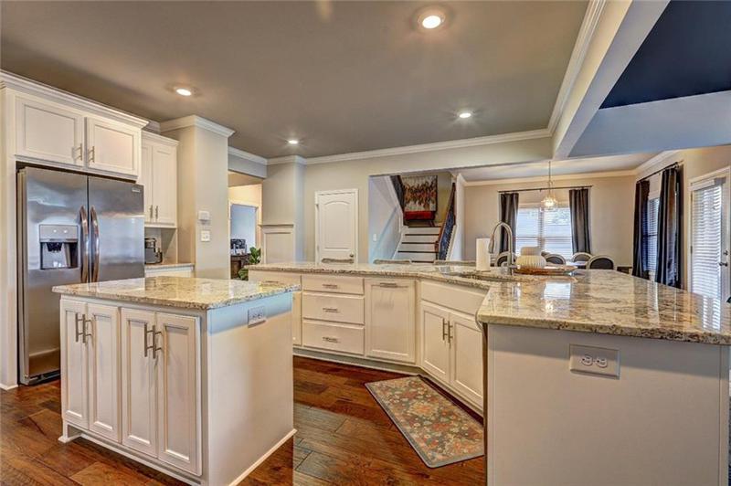 Image for property 1383 Horseshoe Bend Lane, Bogart, GA 30622