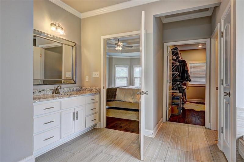 Image for property 1383 Horseshoe Bend Lane, Bogart, GA 30622