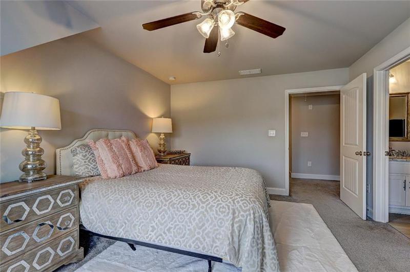 Image for property 1383 Horseshoe Bend Lane, Bogart, GA 30622