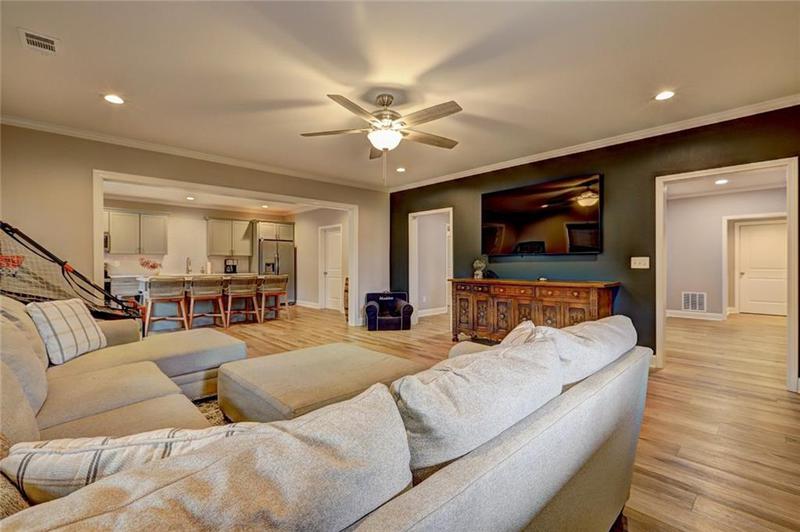 Image for property 1383 Horseshoe Bend Lane, Bogart, GA 30622