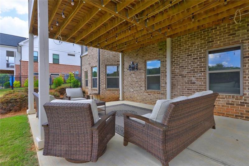 Image for property 1383 Horseshoe Bend Lane, Bogart, GA 30622