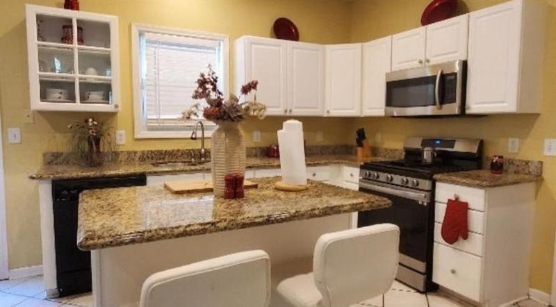 Image for property 5179 Meadowbrooke Chase, Stone Mountain, GA 30088