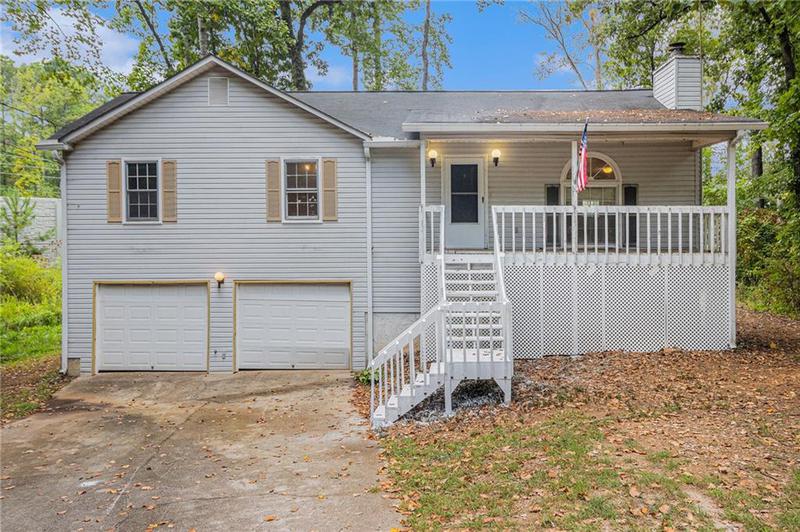 Image for property 606 Waterway Trail, Powder Springs, GA 30127