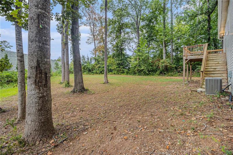 Image for property 606 Waterway Trail, Powder Springs, GA 30127