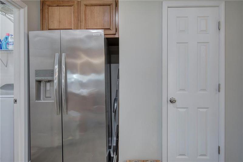 Image for property 414 Manor Way, Cartersville, GA 30120