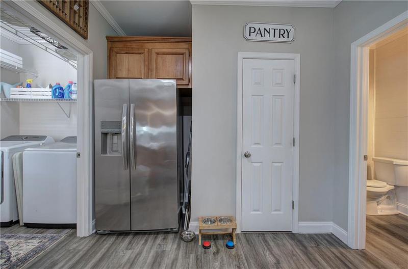 Image for property 414 Manor Way, Cartersville, GA 30120