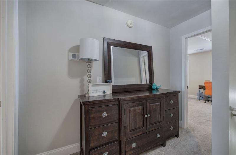 Image for property 414 Manor Way, Cartersville, GA 30120
