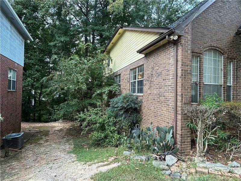 Image for property 613 Woodstone Road, Lithonia, GA 30058