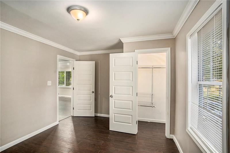 Image for property 208 Moreland Way, Atlanta, GA 30354