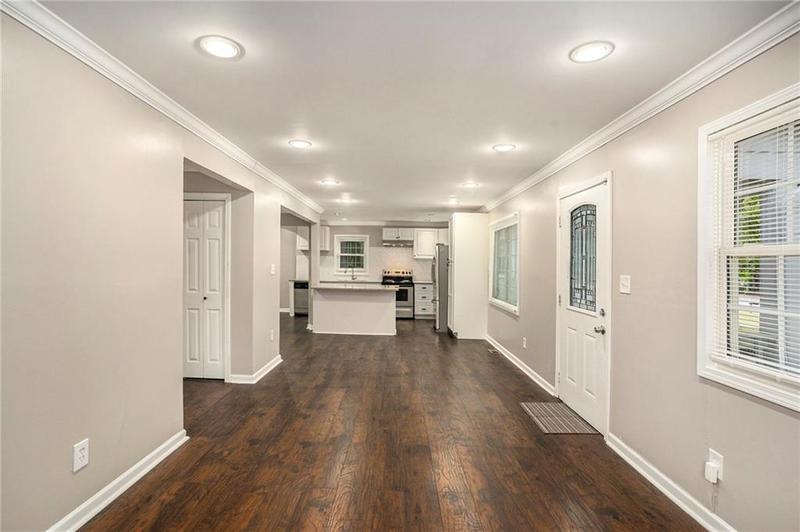 Image for property 208 Moreland Way, Atlanta, GA 30354