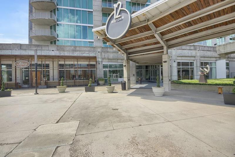 Image for property 361 17th Street 910, Atlanta, GA 30363