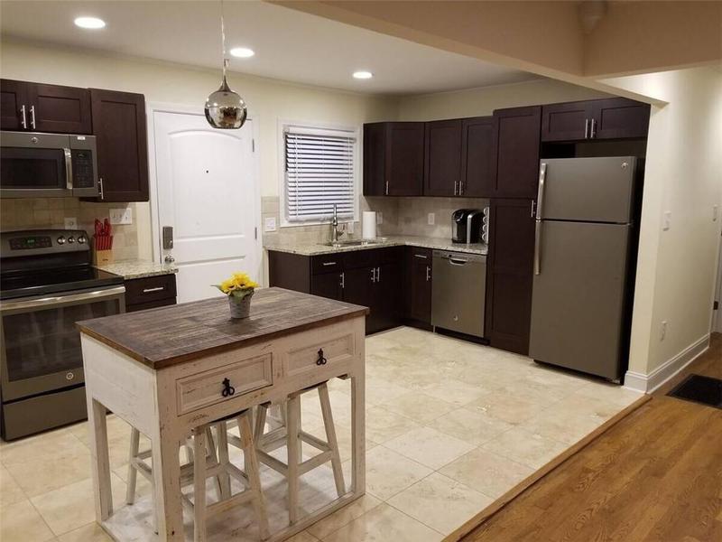 Image for property 2121 ARLINGTON Avenue, Atlanta, GA 30324