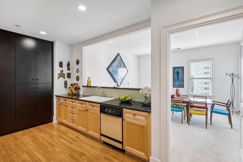 Image for property 2500 Peachtree Road 405S, Atlanta, GA 30305