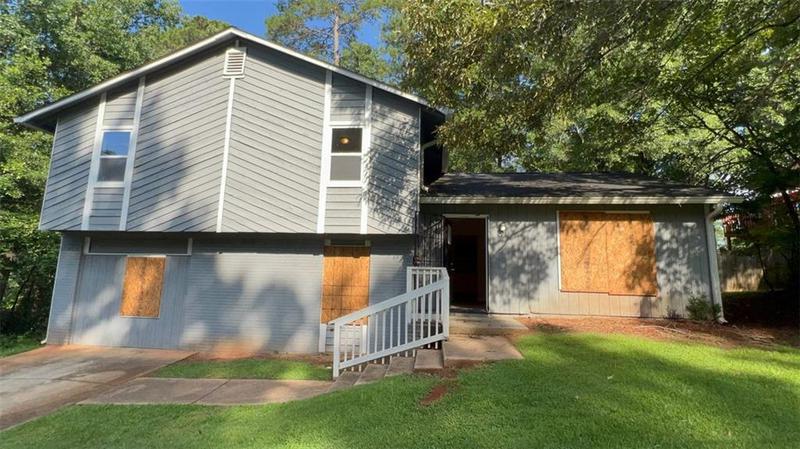 Image for property 3766 CHIMNEY RIDGE Court, Ellenwood, GA 30294