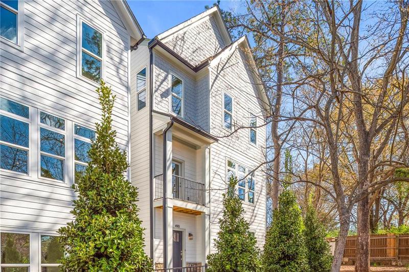 Image for property 490 Hammons Way, Atlanta, GA 30315