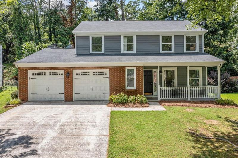 Image for property 10490 Willow View Circle, Johns Creek, GA 30022