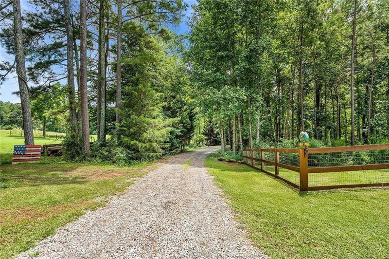 Image for property 452 Blacks Mill Road, Dawsonville, GA 30534