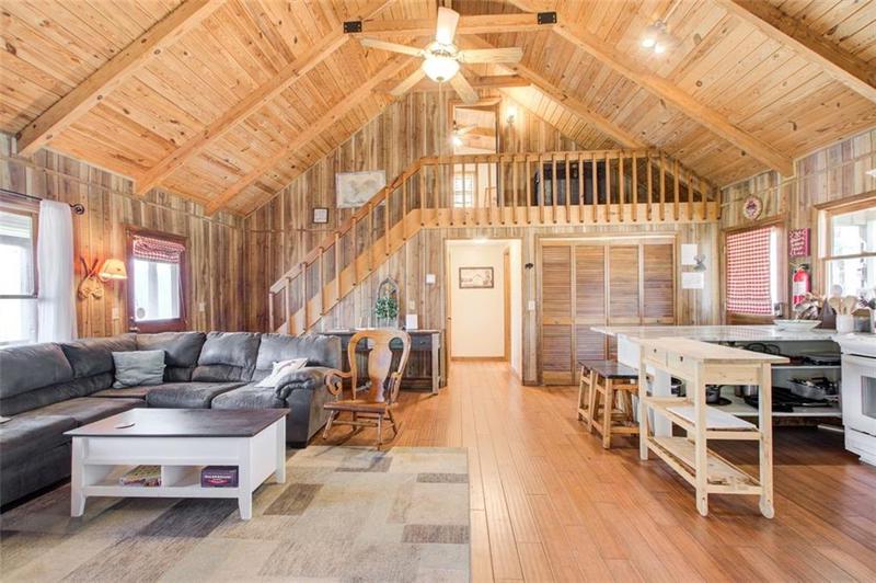 Image for property 56 Fairview Avenue, Blairsville, GA 30512