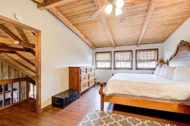 Image for property 56 Fairview Avenue, Blairsville, GA 30512