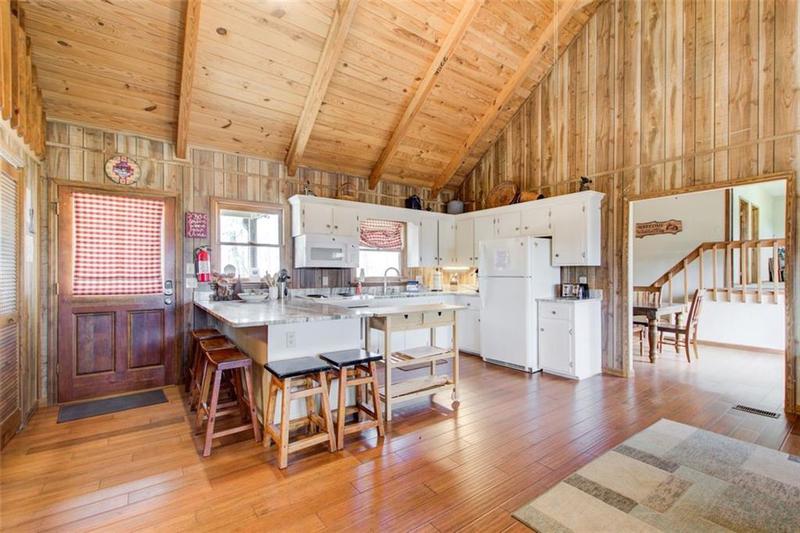 Image for property 56 Fairview Avenue, Blairsville, GA 30512