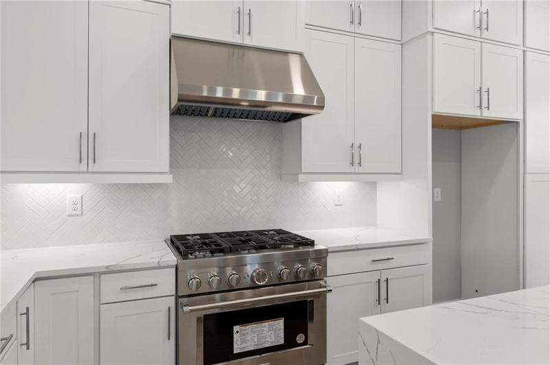 Image for property 1420 Coretta Bend, Atlanta, GA 30318