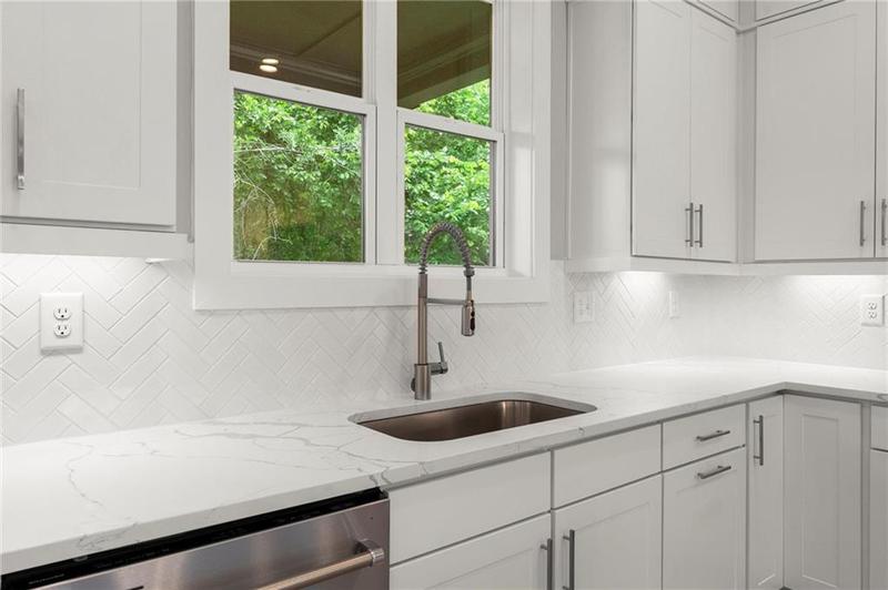 Image for property 1420 Coretta Bend, Atlanta, GA 30318