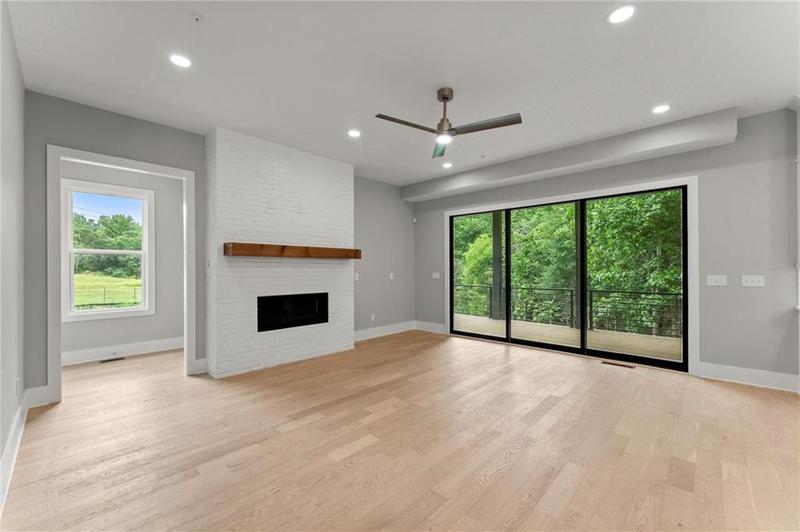 Image for property 1420 Coretta Bend, Atlanta, GA 30318
