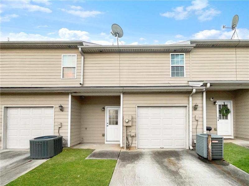 Image for property 7512 Rutgers Circle, Fairburn, GA 30213