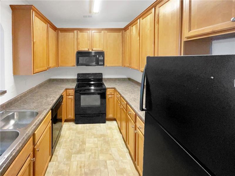 Image for property 7512 Rutgers Circle, Fairburn, GA 30213