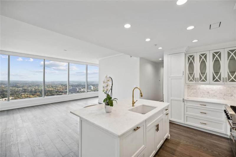 Image for property 3630 Peachtree Road 3106, Atlanta, GA 30326