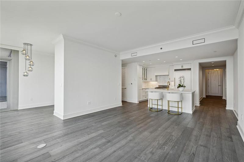 Image for property 3630 Peachtree Road 3106, Atlanta, GA 30326