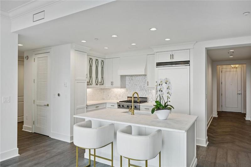 Image for property 3630 Peachtree Road 3106, Atlanta, GA 30326