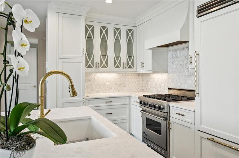 Image for property 3630 Peachtree Road 3106, Atlanta, GA 30326