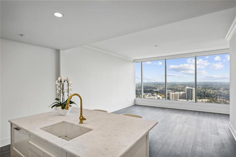 Image for property 3630 Peachtree Road 3106, Atlanta, GA 30326