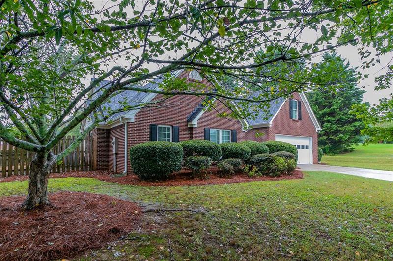 Image for property 7270 Valley Forest Drive, Cumming, GA 30041