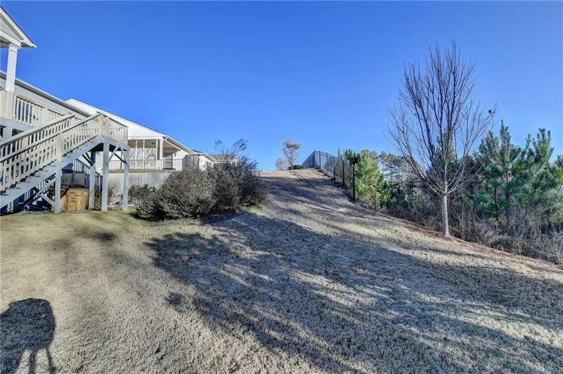 Image for property 5732 Cypress Bluff Lane, Hoschton, GA 30548