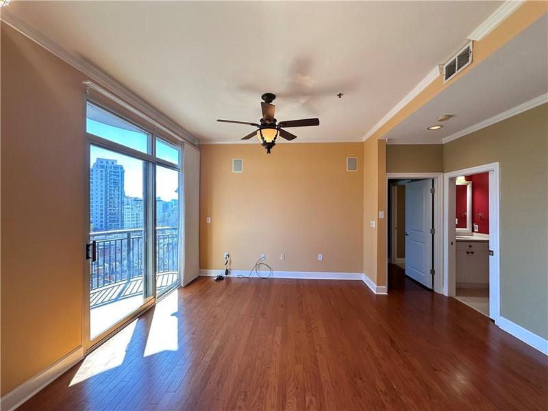 Image for property 2626 Peachtree Road 1007, Atlanta, GA 30305